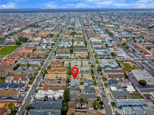 Detail Gallery Image 2 of 25 For 2410 Vanderbilt Ln #B,  Redondo Beach,  CA 90278 - 3 Beds | 2/1 Baths