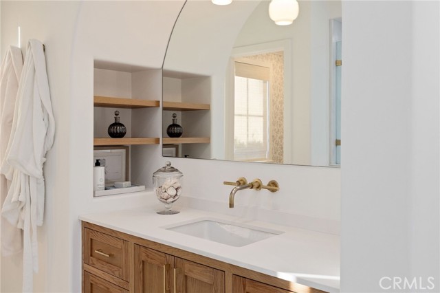 Detail Gallery Image 52 of 70 For 1450 6th St, Manhattan Beach,  CA 90266 - 6 Beds | 5/1 Baths