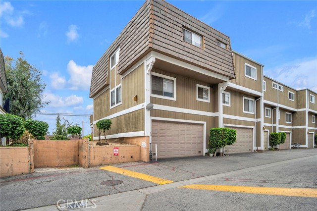 Detail Gallery Image 37 of 37 For 1925 Glenoaks Blvd Unit #100, San Fernando,  CA 91340 - 3 Beds | 2/1 Baths