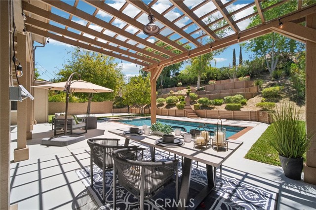 25422 Magnolia Lane, Stevenson Ranch CA: https://media.crmls.org/medias/2d9a663d-3c6e-4b0e-b56f-cc6175122ad2.jpg