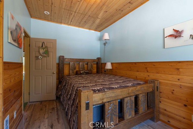 535 Cienega Road, Big Bear Lake CA: https://media.crmls.org/medias/2d9b2b7f-8abc-4e78-82c2-ab32d9fbfdce.jpg