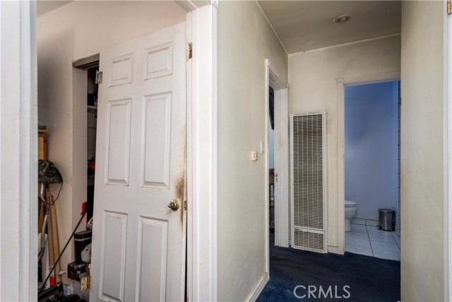 621 112th Street, Los Angeles, California 90044, 2 Bedrooms Bedrooms, ,1 BathroomBathrooms,Single Family Residence,For Sale,112th,PW24143569