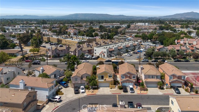 14300 Terra Bella Street, Panorama City CA: https://media.crmls.org/medias/2d9c99a4-91e7-4332-825a-bf5d289bf893.jpg