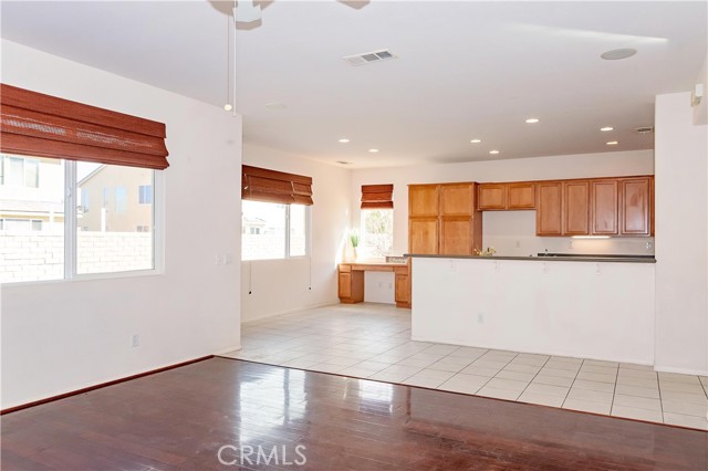 Detail Gallery Image 15 of 47 For 3147 Kildare, Lancaster,  CA 93536 - 3 Beds | 3 Baths