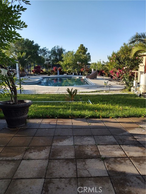 Detail Gallery Image 6 of 16 For 15274 Rodeo St, Hesperia,  CA 92345 - 4 Beds | 3 Baths