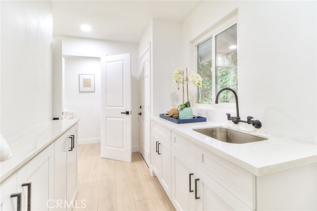 2225 Terraza Place, Fullerton CA: https://media.crmls.org/medias/2d9e87f4-36a1-4bd5-88b5-34bc6dd24b39.jpg