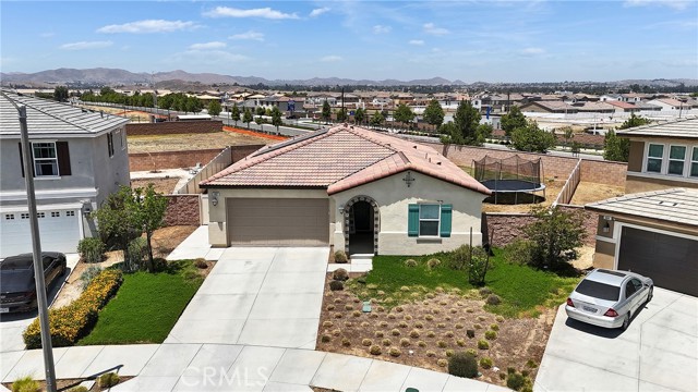 402 Appleton Way, Perris CA: https://media.crmls.org/medias/2d9fd8dc-5de9-4863-b1cb-be6c2aac4e7e.jpg