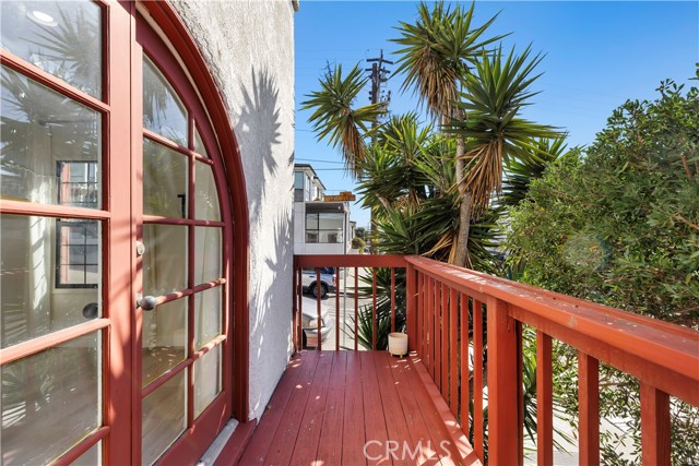 Detail Gallery Image 20 of 25 For 207 16th St, Hermosa Beach,  CA 90254 - 2 Beds | 2 Baths