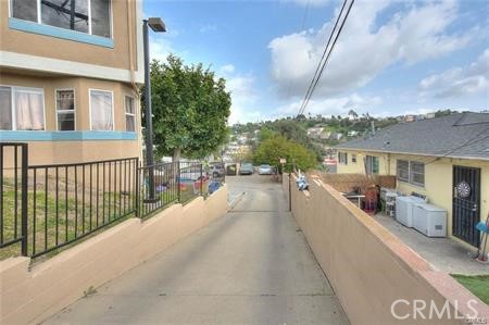 Detail Gallery Image 19 of 23 For 4904 Ithaca Ave #5,  Los Angeles,  CA 90032 - 3 Beds | 2 Baths