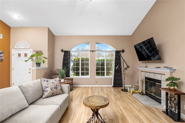 Detail Gallery Image 9 of 48 For 14 Knotts Glen Ct, Chico,  CA 95926 - 3 Beds | 2 Baths