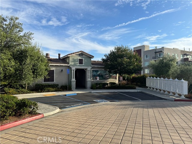 2709 Daybreak Lane, Pomona CA: https://media.crmls.org/medias/2da5733d-d786-4637-9cc4-fabedd2a020d.jpg