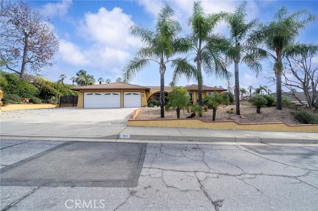 Detail Gallery Image 3 of 40 For 968 Englewild Dr, Glendora,  CA 91741 - 4 Beds | 3 Baths