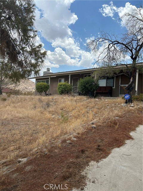 Detail Gallery Image 1 of 1 For 61877 Crest Cir, Joshua Tree,  CA 92252 - 2 Beds | 2 Baths