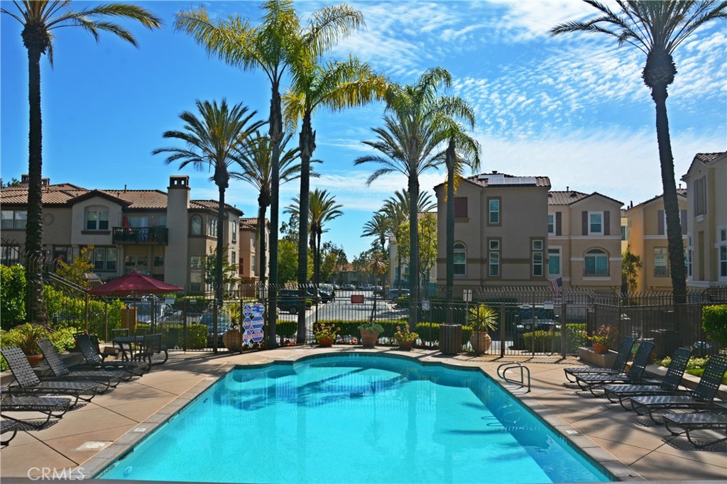 MLS #OC25251058 image #13