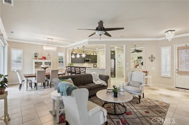 Detail Gallery Image 3 of 33 For 1654 Camino Cresta, Hemet,  CA 92545 - 2 Beds | 2 Baths