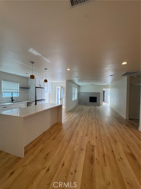 Detail Gallery Image 7 of 17 For 3855 Brayton, Long Beach,  CA 90807 - 4 Beds | 3 Baths