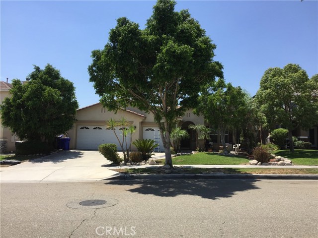 7748 Mariners Way, Fontana, CA 92336