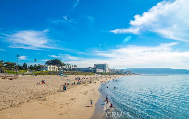 2001 Artesia Boulevard, Redondo Beach, California 90278, 1 Bedroom Bedrooms, ,1 BathroomBathrooms,Residential,Sold,Artesia,SB22021546