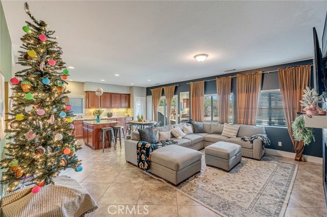 Detail Gallery Image 8 of 37 For 12936 Presidio, Victorville,  CA 92394 - 3 Beds | 2 Baths