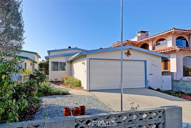 231 Dianthus Street, Manhattan Beach, California 90266, 4 Bedrooms Bedrooms, ,3 BathroomsBathrooms,Residential,Sold,Dianthus,SB18006873