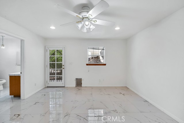 Detail Gallery Image 9 of 21 For 30062 Big Range Rd #1,  Canyon Lake,  CA 92587 - 1 Beds | 1 Baths