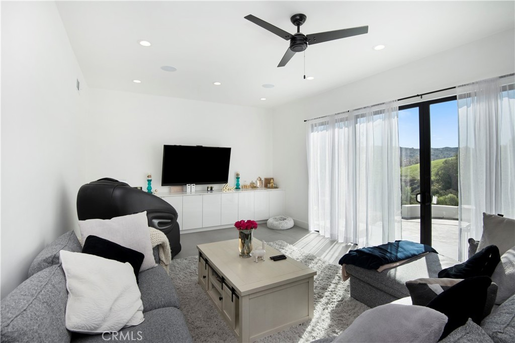 MLS #SR25277807 image #13