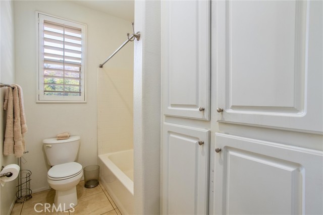 Detail Gallery Image 49 of 73 For 12250 Tuliptree Cir, Riverside,  CA 92503 - 5 Beds | 3/1 Baths