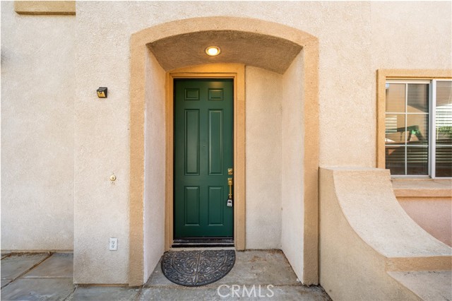 Detail Gallery Image 3 of 29 For 4539 Rivergate Court, Riverside,  CA 92505 - 4 Beds | 2/1 Baths