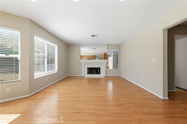 Detail Gallery Image 9 of 59 For 3152 Hampton, Palmdale,  CA 93551 - 3 Beds | 3 Baths