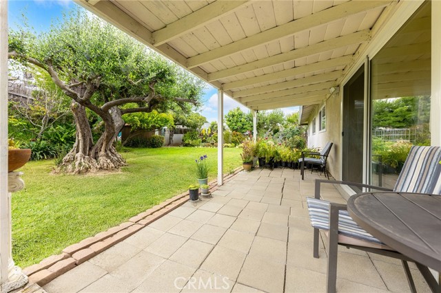 property-img