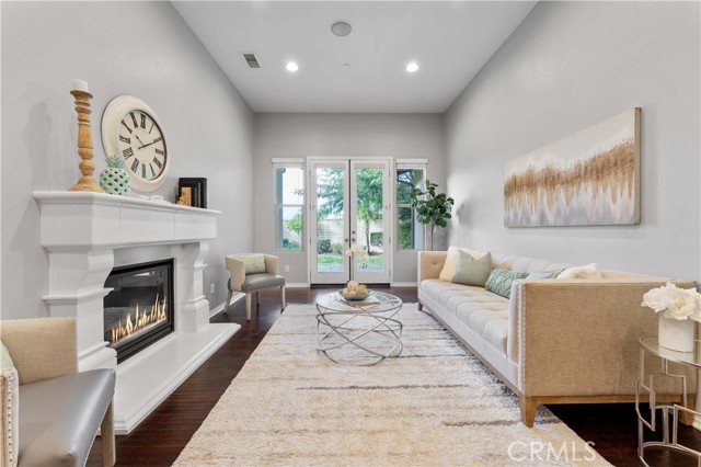 Image 3 of 19 For 1138 Las Colinas Way