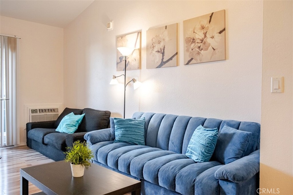 1621 Hotel Circle - photo 2