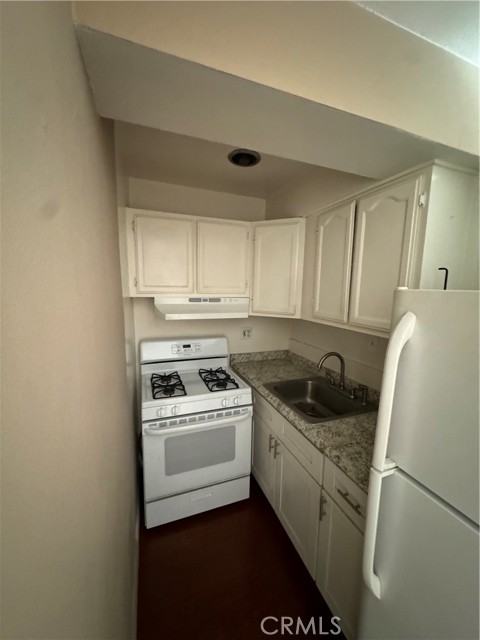 Detail Gallery Image 7 of 8 For 285 N Garfield Ave 3b,  Pasadena,  CA 91101 - 1 Beds | 1 Baths