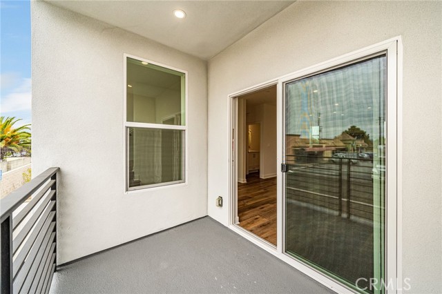 Detail Gallery Image 12 of 34 For 123 E 223rd St, Carson,  CA 90745 - 4 Beds | 4/1 Baths