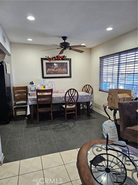 Detail Gallery Image 10 of 10 For 2152 E Avenue Q5, Palmdale,  CA 93550 - 4 Beds | 2 Baths