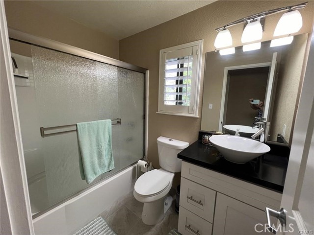 Detail Gallery Image 12 of 17 For 3350 M St #28,  Merced,  CA 95348 - 3 Beds | 2/1 Baths