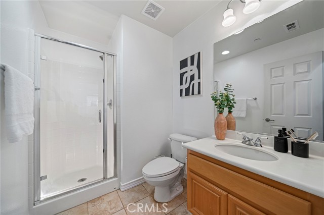 Detail Gallery Image 9 of 50 For 15688 Portenza Dr, Fontana,  CA 92336 - 4 Beds | 4 Baths