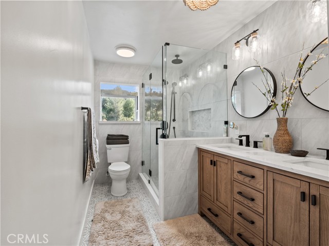 Detail Gallery Image 16 of 27 For 28316 Royal Dr, Castaic,  CA 91384 - 3 Beds | 2/1 Baths