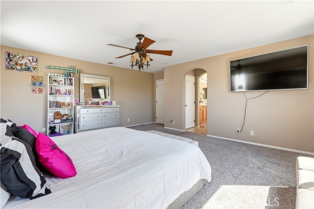 Detail Gallery Image 17 of 26 For 1923 Brockstone Dr, Perris,  CA 92571 - 4 Beds | 2/1 Baths