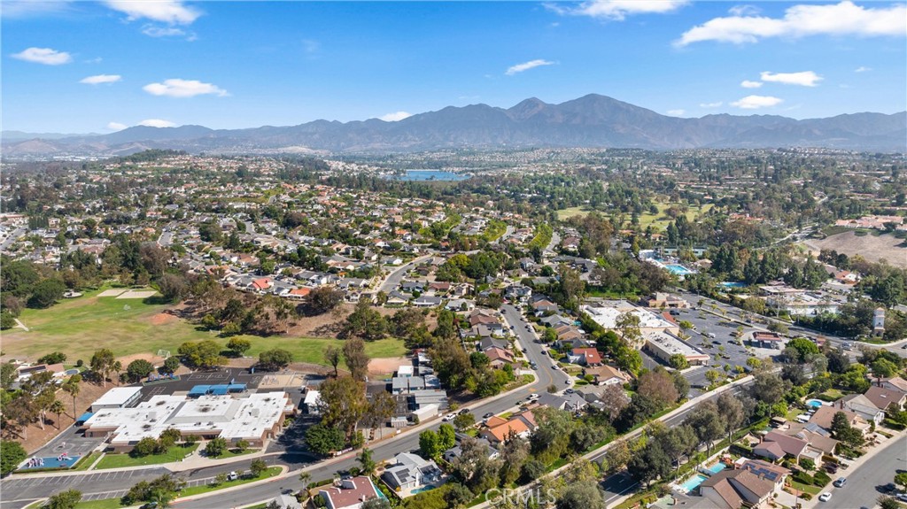 MLS #OC25233783 image #43