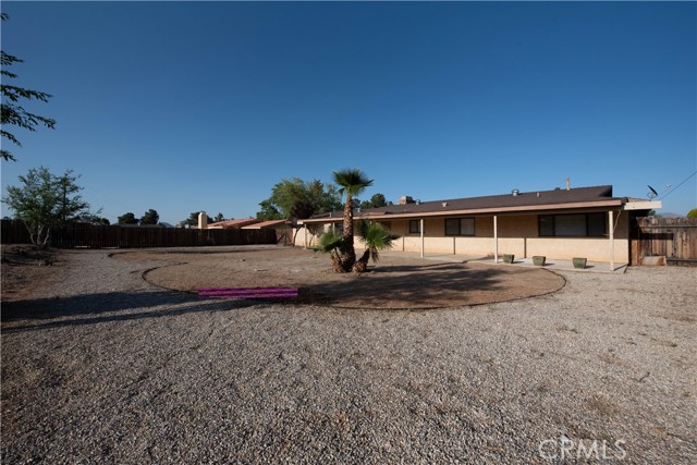 Detail Gallery Image 21 of 23 For 14060 Cronese Rd, Apple Valley,  CA 92307 - 3 Beds | 2/1 Baths