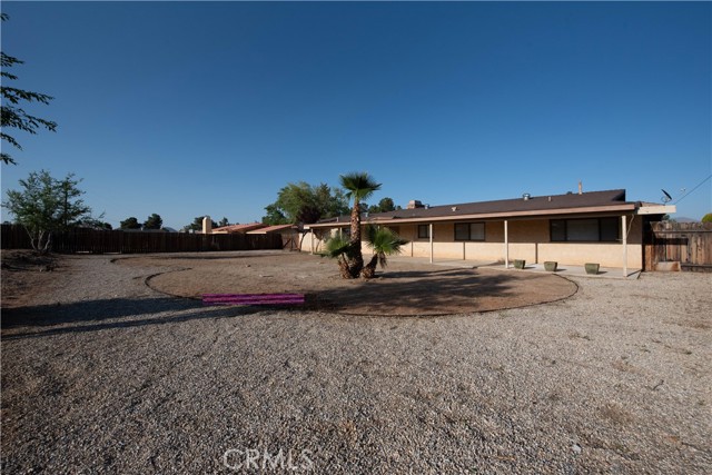 Detail Gallery Image 21 of 23 For 14060 Cronese Rd, Apple Valley,  CA 92307 - 3 Beds | 2/1 Baths