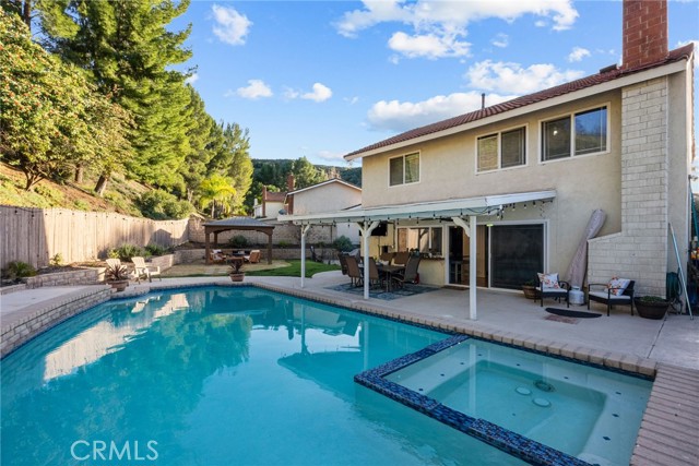 Detail Gallery Image 29 of 33 For 27466 Annette Jo, Saugus,  CA 91350 - 3 Beds | 3 Baths