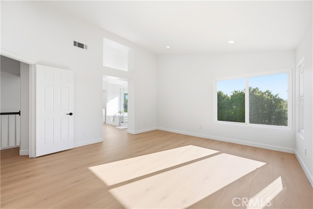 Detail Gallery Image 17 of 45 For 1394 La Culebra Cir, Camarillo,  CA 93012 - 4 Beds | 2/1 Baths