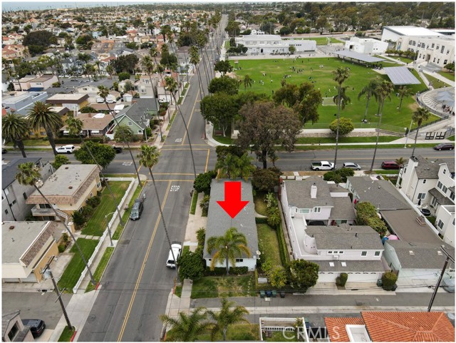 1314 Palm Avenue, Huntington Beach CA: https://media.crmls.org/medias/2db5876a-82f6-4ab9-823e-25bc5748de80.jpg
