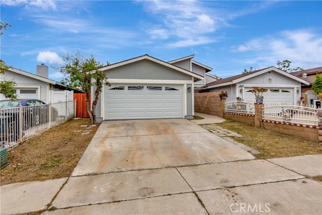 Detail Gallery Image 3 of 37 For 16152 Orange Ct, Fontana,  CA 92335 - 3 Beds | 2 Baths