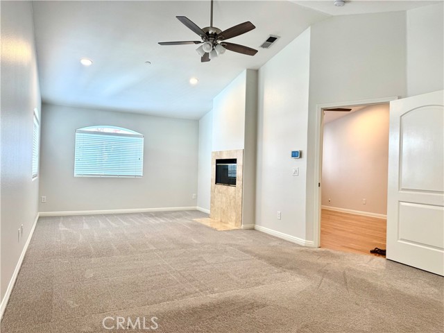 Detail Gallery Image 15 of 27 For 2219 Grant Ave #C,  Redondo Beach,  CA 90278 - 3 Beds | 2/1 Baths