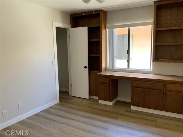 814 W Balboa Boulevard, Newport Beach CA: https://media.crmls.org/medias/2db7f30f-2f30-455e-9d6e-04f4748cab1e.jpg