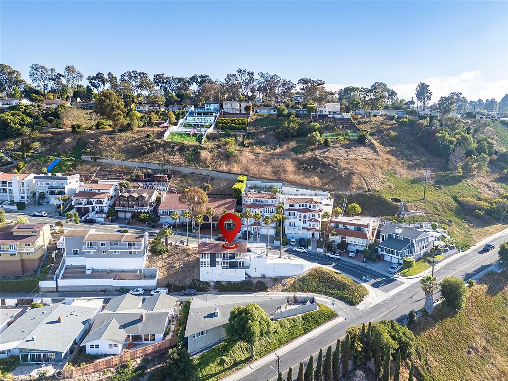 MLS #OC25133197 image #63