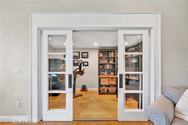 Image 41 of 60 For 20012 Mural Circle